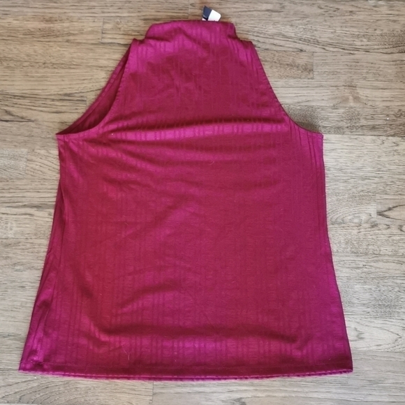 LOVE & Legend Cranberry Red Tank New Plus 1X New - Picture 2 of 6